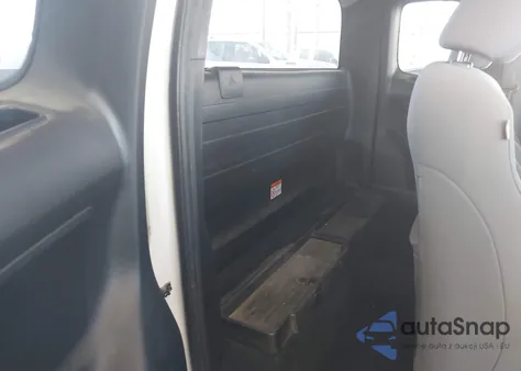 2022 Toyota Tacoma Sr from USA, damaged, VIN 3TYRX5GN5NT054968